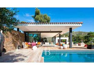 Maison de luxe à vendre à Marseille 9e : 1 990 000€ | 400m²