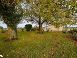 Vente maison 5 pièces 141 m² à Fontaines-d'Ozillac (17500)  220 920 €