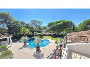 Villa de luxe à vendre à Saint-Raphaël : 2 470 000€ | 330m²