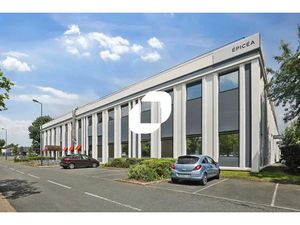 Bureaux et activités avec services de proximités