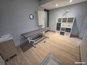 Local Professionnel dans Centre Paramédical à FONTAINE