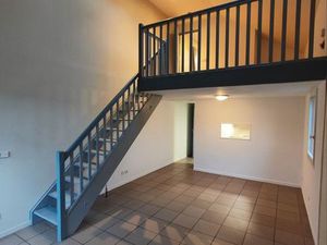Loue appartement Chambéry T3 avec parking et garage