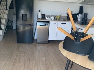 Duplex meubler. Avec jardin dan domaine