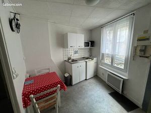 Studio meublé tout équipé