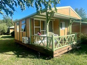 À louer à l’année Chalet T3 meublé 35 m2 300 m plage ?️ entre Folelli et Bastia ☀️