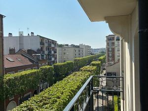 T2 meublé 40 m² + balcon + parking – immeuble 2020
