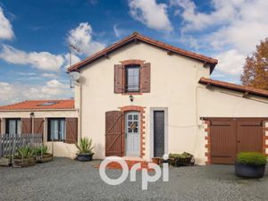 Vente maison 4 pièces 102 m² à Saint-Denis-la-Chevasse (85170)  248 940 €