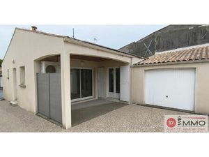 Vente maison 4 pièces 78 m² Croix-Chapeau (17220)