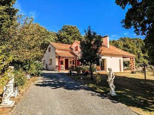 Vente maison 10 pièces 233 m² Tourtoirac (24390)