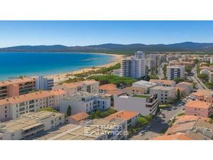 Grand appartement T4 avec terrasse et tout à pied