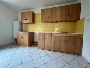 Location appartement 2 pièces  42.33m²  Dourdan