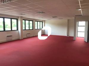 Location Bureau Cergy 95800