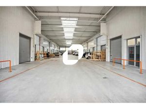 Local d'activités  idéal pour stockage