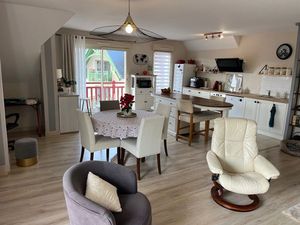 PONT-L'EVEQUE Appartement 78 M2 2 chambres  grande pièce de vie de 47 M2  Garage  Cave  Pa