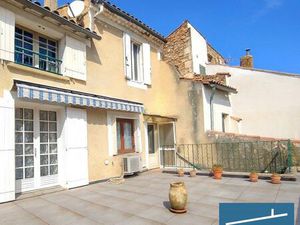 Maison De Village Avec Grande Terrasse Et Jardin