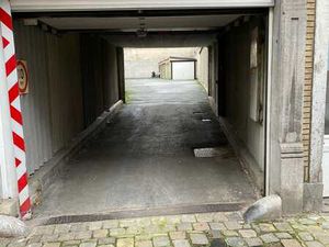 Garage fermé et sécurisé