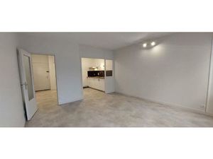 Location appartement 1 pièce 38 m² à Mâcon (71000)