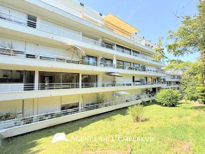 4 PIÈCES  BALCONS  CAVE ET PARKING BOIS-PRÉAU