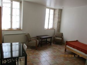 Studio de 28 m2 à GRAMAT(46500)