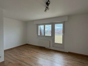 F2 50m2 refait a neuf avec parking et 2 terrasses