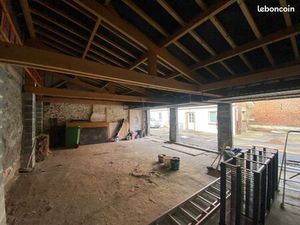 Bâtiment 54 m² avec trois entrées