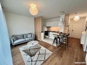 Appartement 2 pièces F2 40 m² meublé avec parking dans résidence de standing proche Massy 