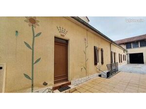 Maison T3 plein centre de Vichy (Quartier Gare SNCF)