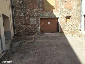 Garage sécurisé pour moto