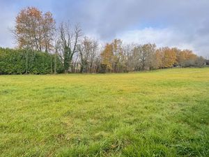 Vente terrain 1900 m² à Montagrier (24350)  40 000 €