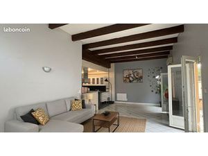 GRAND APPARTEMENT FAMILIAL (T4/T5) - 123 m² Garage