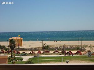 Vend grand studio face mer Port Leucate