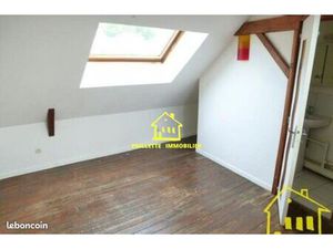 Studio 1 pièce 12 m²