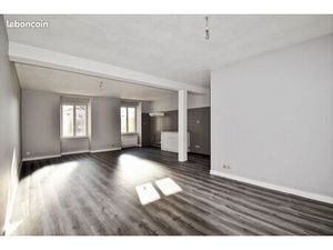 Appartement t3  centre saint jean d'angely