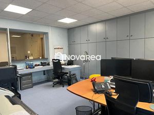 Vente locaux professionnels 6 pièces 200 m² à Pau (64000)  378 000 €
