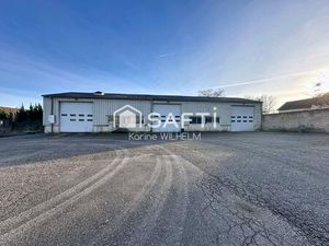 Dépôt de 294 m² en zone industrielle
