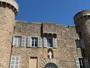 Location appartement dans le château de Charly