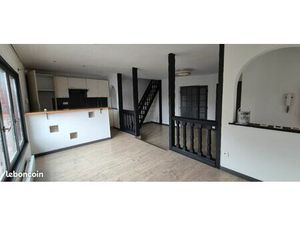 Appartement T2 centre ville Carvin 1er étage ■Séjour ouvert sur salon et sur cuisine équip