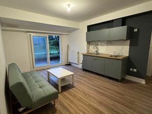 LE BOURGET – STUDIO 34 m² AVEC TERRASSE PRIVÉE – REFAIT À NEUF – MEUBLÉ NEUF