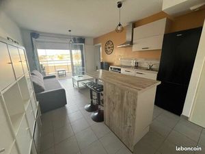 Appartement calme sécurisé avec terrasse et 2 places de parking en sous-sol