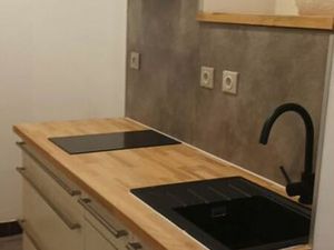 Studio RDC 100m de l'église de Percy