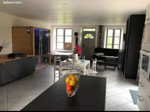 Grand studio à louer