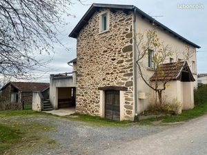 Maison à louer avec terrain et dépendance