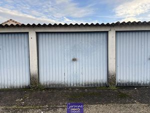 Location parking 15 m² à Tonneins (47400)  50 €