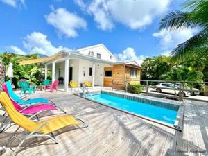 A VENDRE - VILLA FAMILIALE EN PARFAIT ÉTAT – QUARTIER TRÈS RECHERCHÉ DE SAINTE-ANNE - PLAG