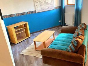 T2 meublé avec terrasse et cave