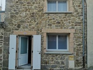 Loue petite maison de village