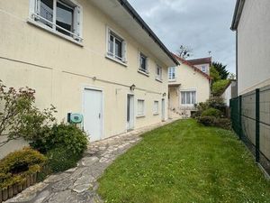 Ensemble immobilier - Maison + batiment