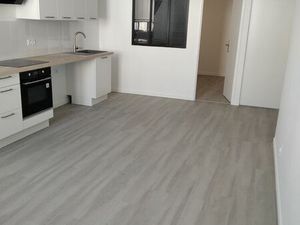 À louer : Appartement T3 lumineux de 56m² en centre-ville de Bazas