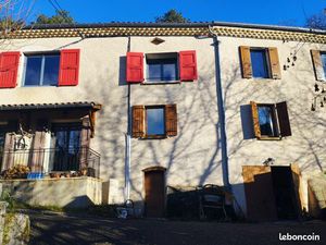 A louer appartement en maison à Die