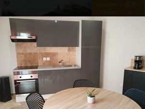 Dépendance entièrement meublé avec terrasse 45 mètres carrés